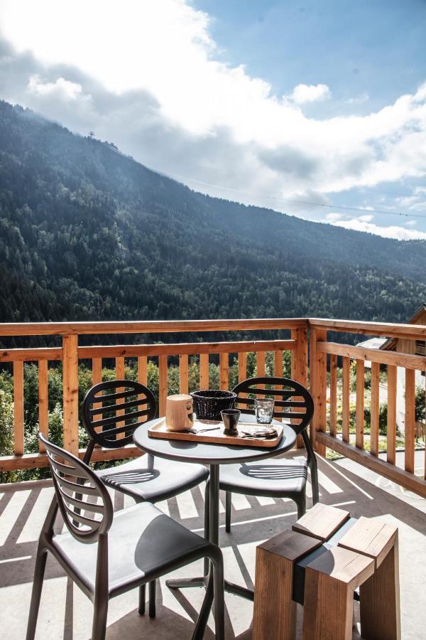 Terresens - Les Edelweiss Aparthotel Vaujany Exteriör bild